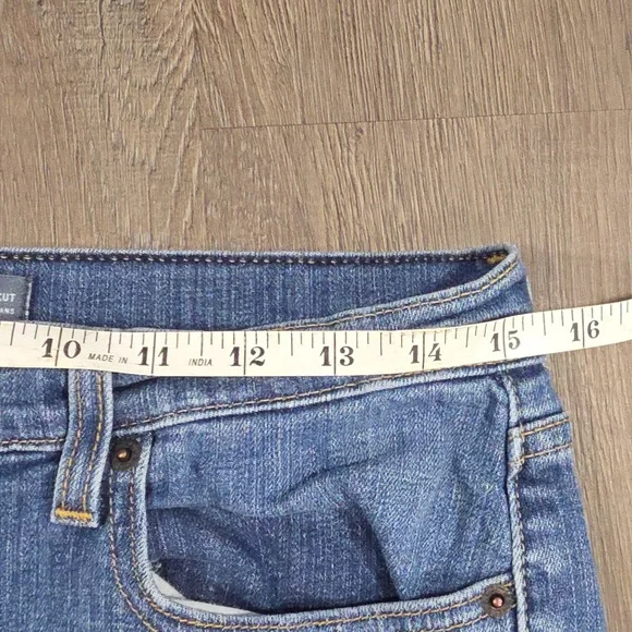 Levi 515 Women's Size 8M Bootcut Medium Wash Stretch - Picture 4 of 9